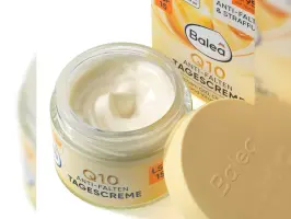 Q10 dnevna krema protiv bora SPF 15 - 50 ml